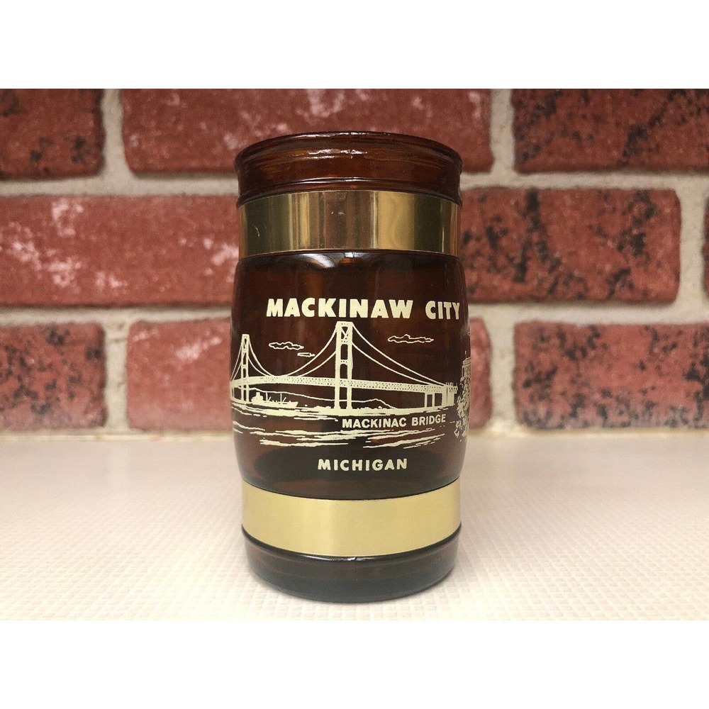 Mackinaw City Michigan Amber Glass Wooden Handle Beer Mug Collectible Souvenir